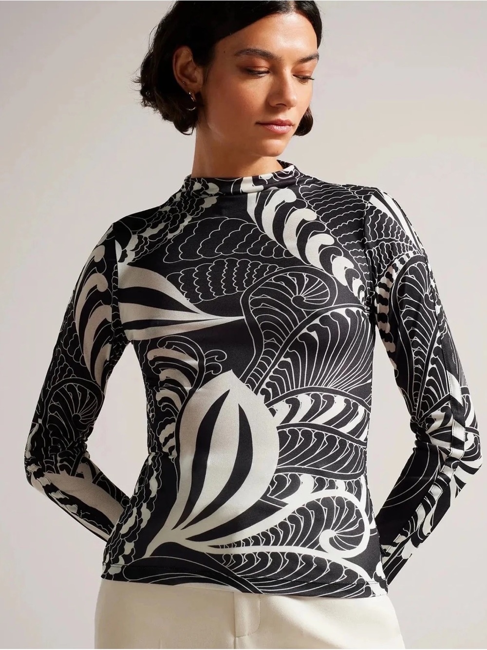 Ted Baker Emberr High Neck Fitted Swirl-Print Top in Black Size L
